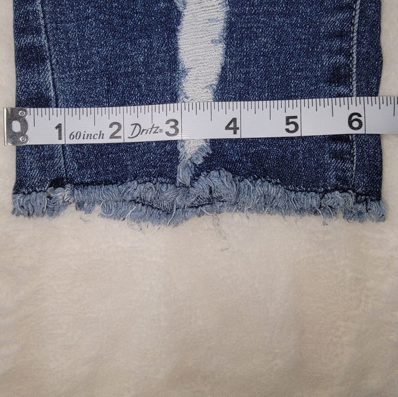 Maurices Mid Fit Blue Ankle Cropped Jeans with Distressed Hem - Picture 10 of 10